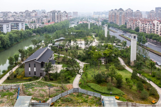 水电学院,浙江经济职业技术学院以及浙江工商大学金沙港生活区很近