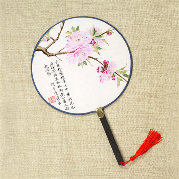 中梁荣华城活动丨彩绘微风扇解暑意手绘团扇diy妙趣来袭