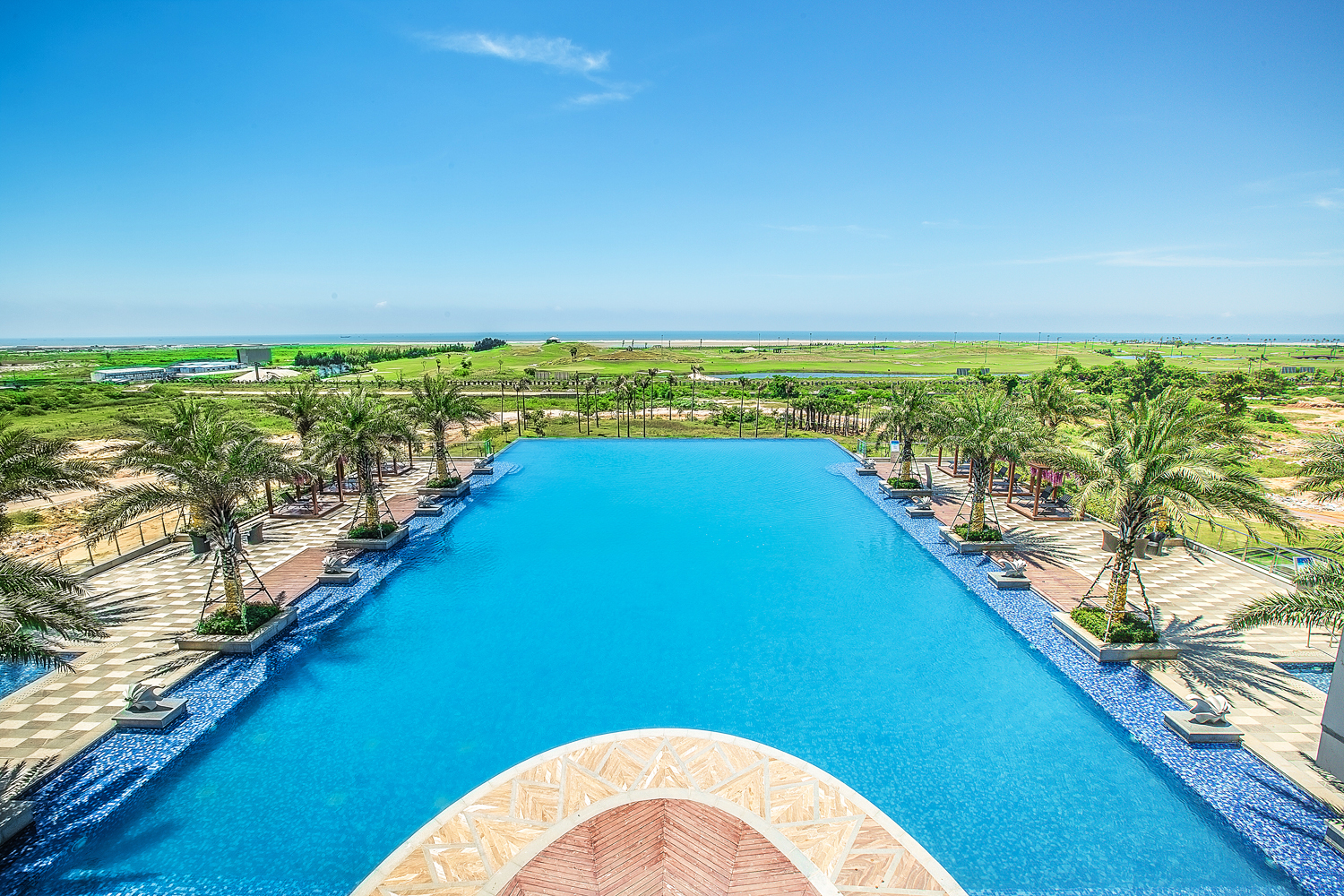 大都金沙湾夏日之韵无际泳池尽情欢乐